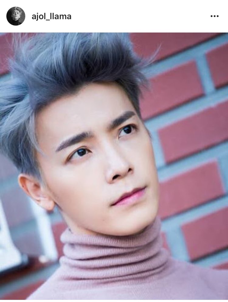 sujuarsiv's tweet photo. 01.04.18
f(Amber) IG hesabını Donghae hesabına çevirerek şu paylaşımı yapmış:

“Selam ben Lee Donghae~ güzel bir HaRu* geçirin~”

Donghae'nin yorumu: Selam Donghae-ah . Ben Amber ㅎ

*: Gün. https://t.co/5uVCsmZckb