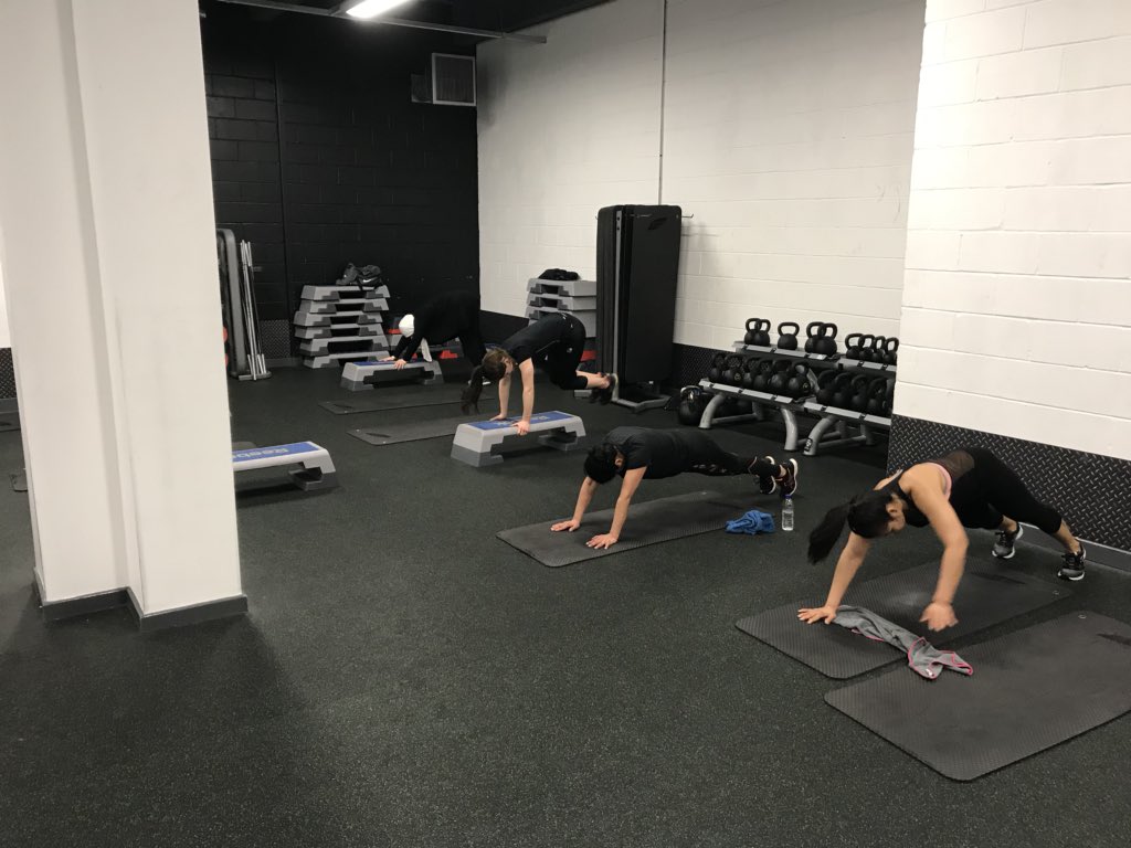 ismithpt's tweet image. 12 Easter treats in today’s circuit. Burning off the calories for those chocolate eggs later. #HappyEasterEveryone #puregymcambereley #sundaycircuits