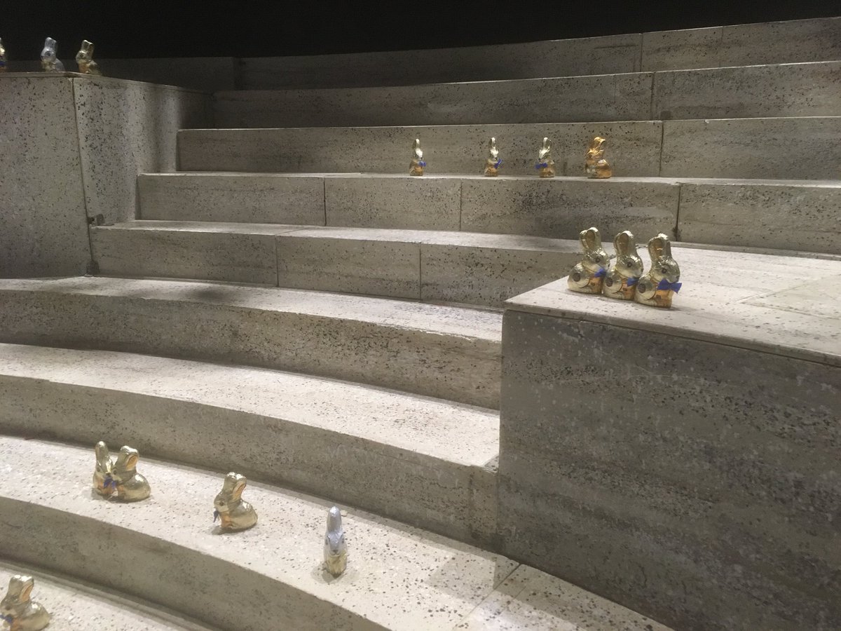 De Paashazen hebben bezit genomen van <a href="/AFASLive/">AFAS Live</a> voor de laatste voorstelling van <a href="/JCSRockopera/">JesusChristSuperstar</a> met <a href="/TedNeeley/">Ted Neeley</a>   De laatste kaarten aan de kassa van <a href="/AFASLive/">AFAS Live</a>