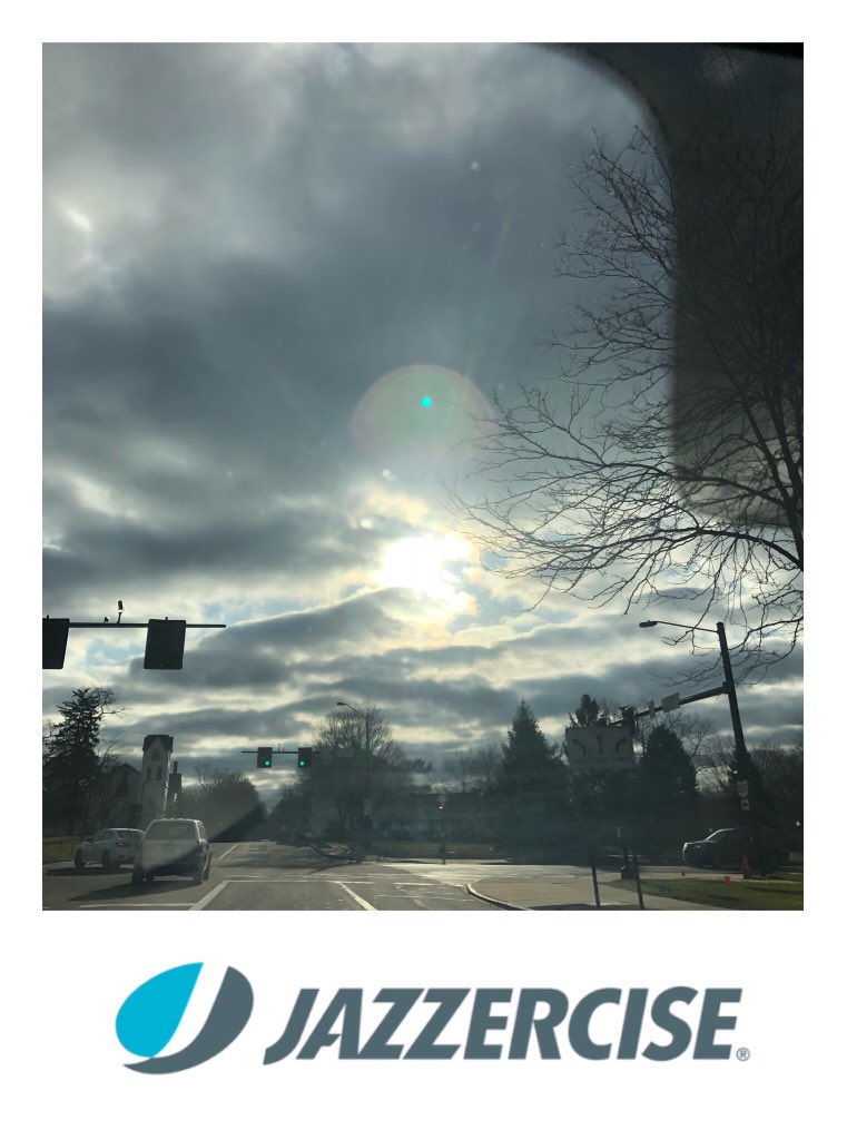 CFJazzercise's tweet image. Yes!!! I’m squeezing in my #jazzercise workout before church. #easterworkout #celebrate #hehasrisen #beautifulday