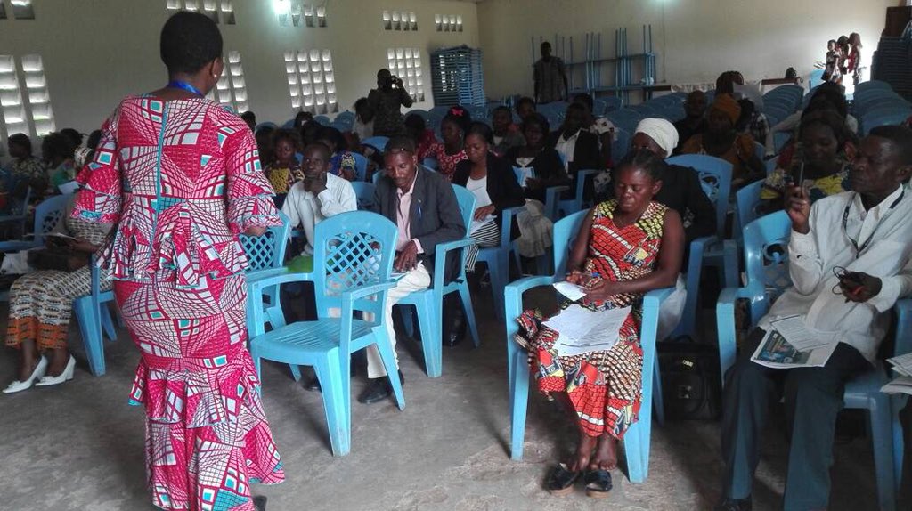 AFIA MAMA RDC (@afiamama) on Twitter photo Mme Patricia Feruzi,point focal participation politique d la femme de AFIA MAMA prend part au troisième congrès des femmes politiques #Kenge2018 :thème:Pas un secteur de la vie sans les femmes
@Patrici70416764 <a href="/annytenga/">ANNY T. MODI</a> <a href="/ChantalFaida/">Passionée#RDC</a> <a href="/habariRDC/">Habari RDC</a> @FemmesLeadeRdc <a href="/merveille_tawab/">@tawab_merveille</a> Mme Patricia Feruzi,point focal participation politique d la femme de AFIA MAMA prend part au troisième congrès des femmes politiques #Kenge2018 :thème:Pas un secteur de la vie sans les femmes
@Patrici70416764 <a href="/annytenga/">ANNY T. MODI</a> <a href="/ChantalFaida/">Passionée#RDC</a> <a href="/habariRDC/">Habari RDC</a> @FemmesLeadeRdc <a href="/merveille_tawab/">@tawab_merveille</a>