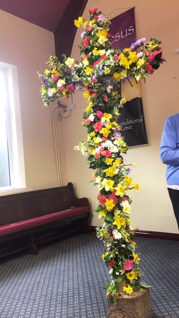 Wonderful Easter Service at Stratton Street Methodist church today .Dressing the Lenten cross always sends such a powerful message 🙏🏾