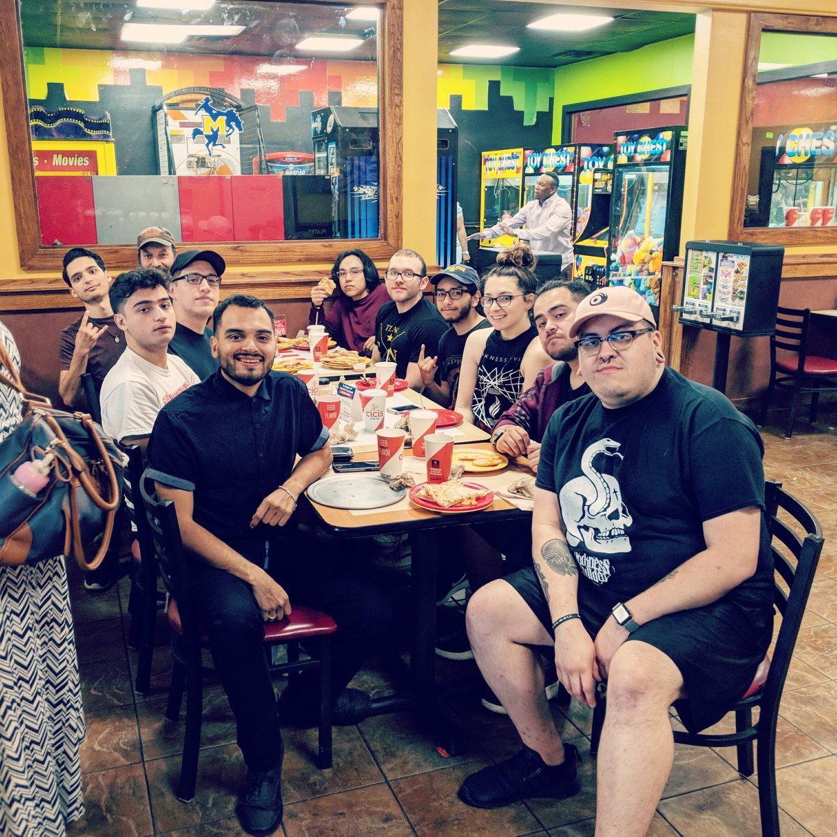 DarknessDivided's tweet photo. Happy Easters from the DD and CT camp. We love you guys. Happy to be on the road celebrating the ressurection with yall. #darknessdivided #charcoaltongue https://t.co/T6zWUkxcB6