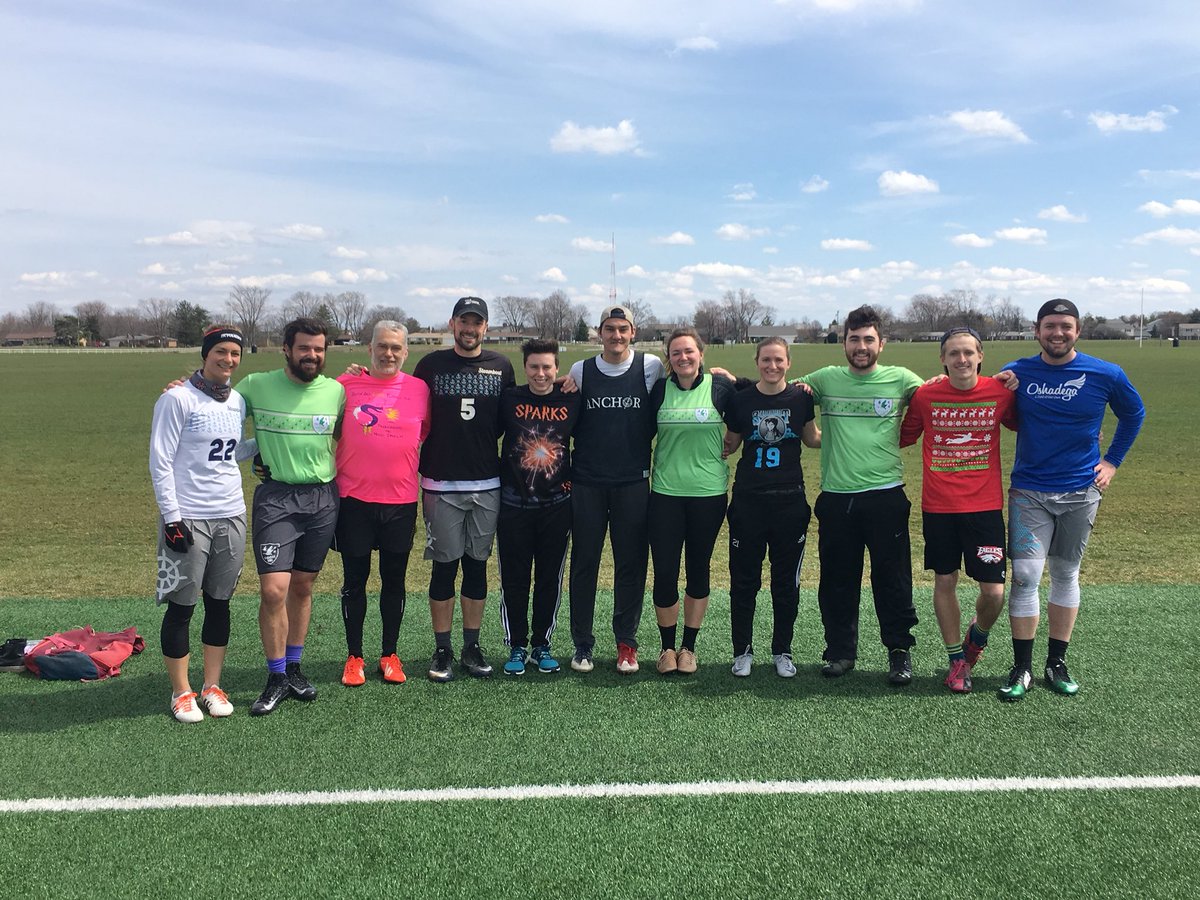 rgorman5's tweet image. Great leaders in the @cincyultimate community! ⚓️🦆🐉⚙️💥🔫🔮