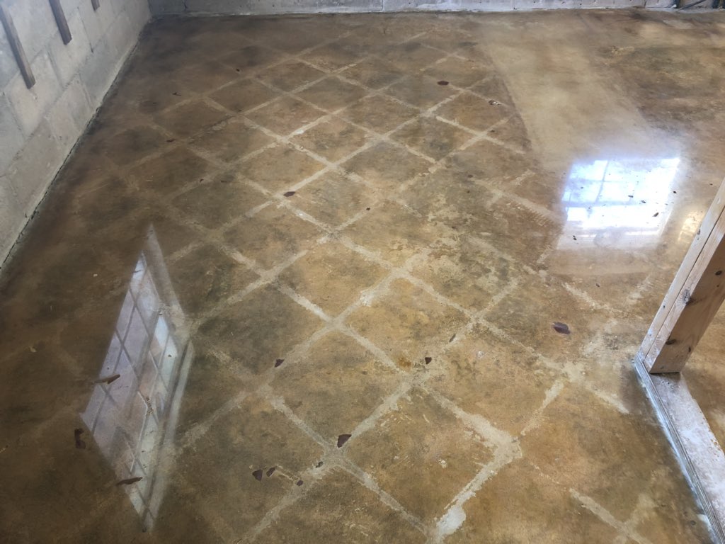 IntegrityStone1's tweet image. Staining a Concrete floor can bring up that floor from it’s death, here is a floor that got flooded in Flaggler Beach.
#tampa #saintpetersburg