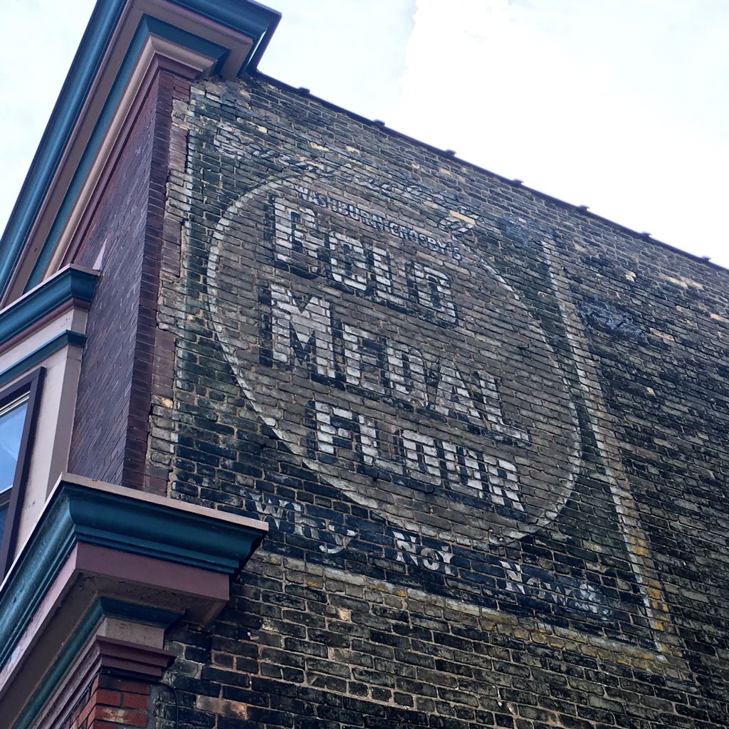 WittenbergJason's tweet photo. One reason I love my family is that they’re willing to spend part of their Easter in Milwaukee exploring old industrial stuff and ghost signs. #ghostsigns #goldmedalflour #eventuallywhynotnow #washburncrosbycompay https://t.co/FEWgUAclZK