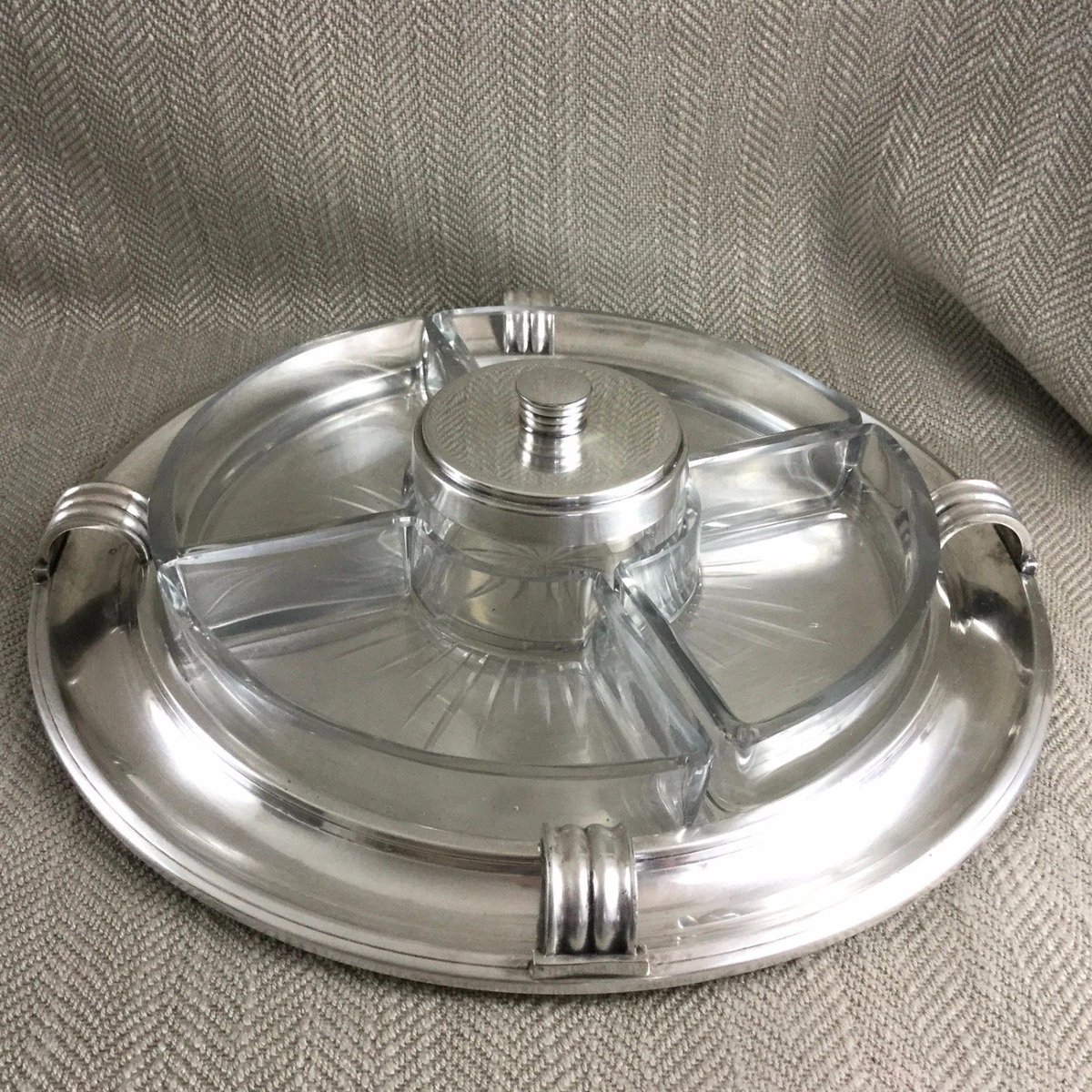 PahlaviLondon's tweet photo. Rare Christofle Art Deco Sectional Serving Dish #EnglishAntiques #AntiquesOnline #Antiques #AntiquesStore #vintagehome #tableware #luxury #finedining #collectedhome  #Homedecor #interiordesign #giftsforthehome #homeinterior https://t.co/uFhpGT6yIJ https://t.co/bhEdcXpbDC