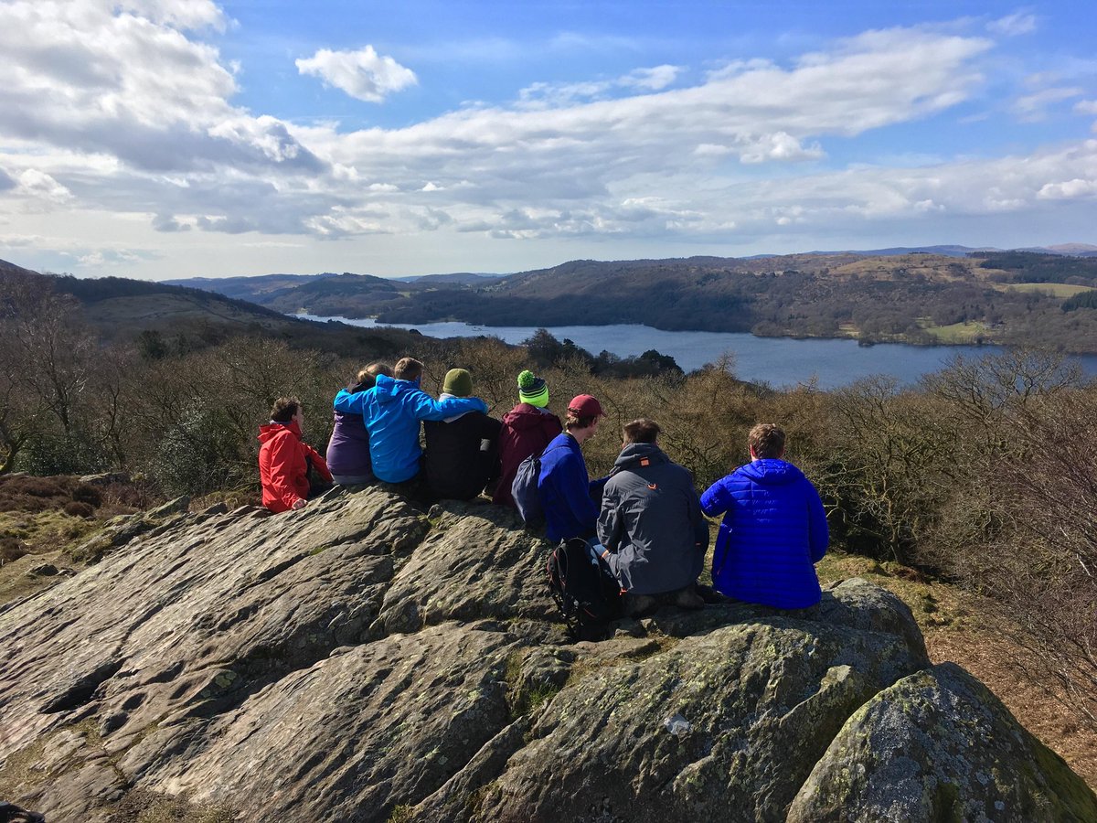 hullssago's tweet photo. Great views today! Been exploring, on a mini hike and climbing! #ps46 #ps3 #ps21 @DronfieldYC @BBNetwork @BostonDistrict @TheGathering__ #greattower https://t.co/3Cq3Uro3ed