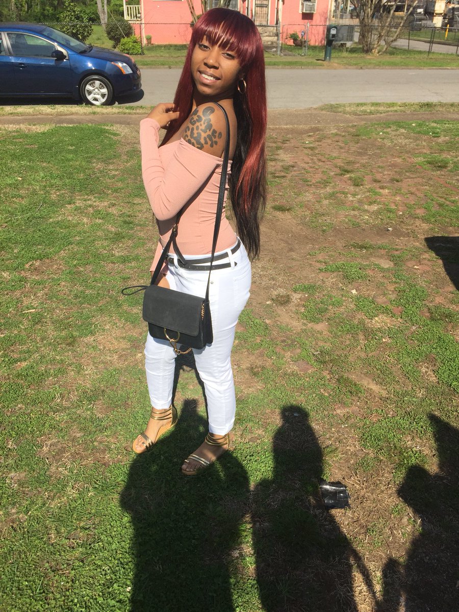 yours_trulyDee's tweet photo. π- DAYYY π£π₯ π° #CHURCH #HappyEaster #BirthayMonth #Aries 04.04 https://t.co/xhEGYJZRPo