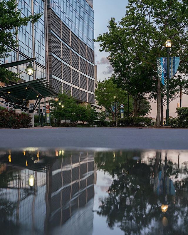 Another shot from The Woodlands with a little reflection going on. •
•
•
•
#TheWoodlands #Texas #TheWoodlandsTx #exploreyourcity #aftertherain #reflection_shotz @reflection_shotz #reflectiongram @reflectiongram #CityArchitecture #puddlereflection #sunsetskies #Sony #Alph…