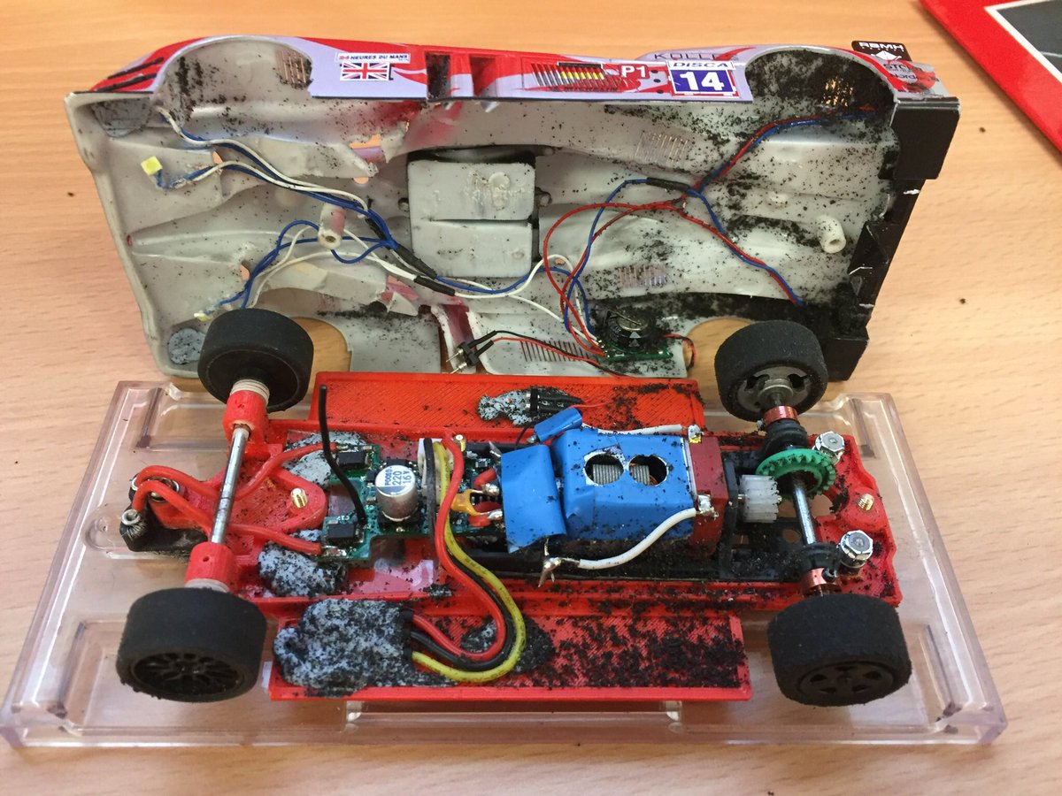 After 24 hours (+ 4 1/2 hours qualy) it’s still in mint condition!