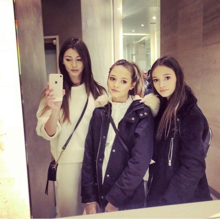 #NEW Eleanor on Instagram: 🖤🖤