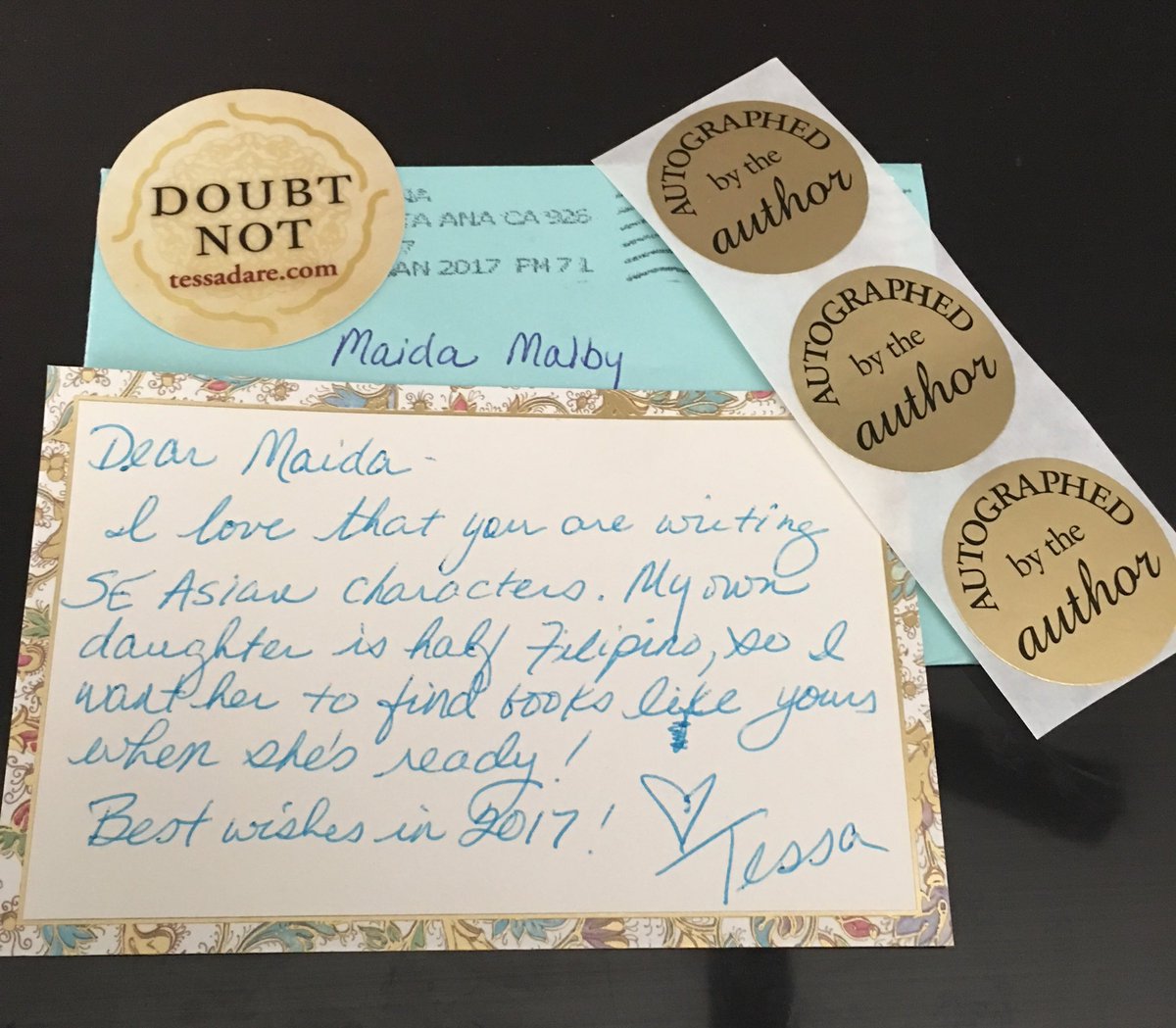 MaidaMalby's tweet photo. @TessaDare for her sweet note of encouragement in January 2017. #Doubtnot she said and though I had some, especially after several rejections, I persisted and finished my book. Thanks, Tessa. ❤️ https://t.co/A1q4GfYbj3