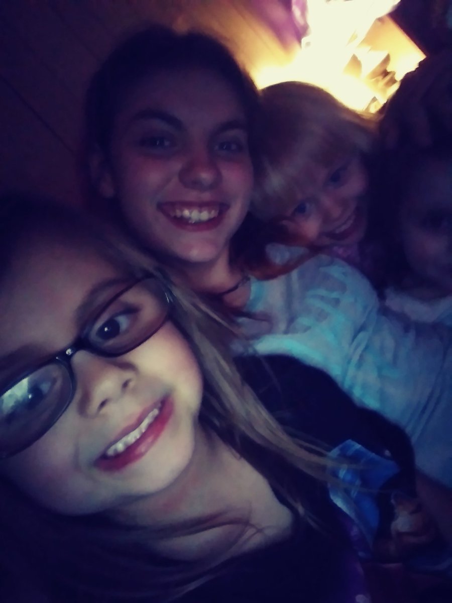 JessMASmith's tweet photo. I 💕 my family SO MUCH!!💓💓 https://t.co/sGBCQNJR2u