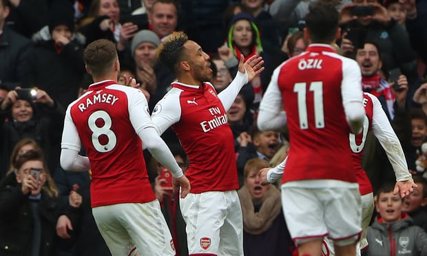 footballmanics's tweet photo. Arsenal scored three times in the last 15 minutes, including a Pierre-Emerick Aubameyang double, to beat relegation-threatened Stoke City by a flattering 3-0 scoreline at the Emirates. #ARSSTO #AFC #Gunners #SCFC #Potters https://t.co/MFd7XNVkTa