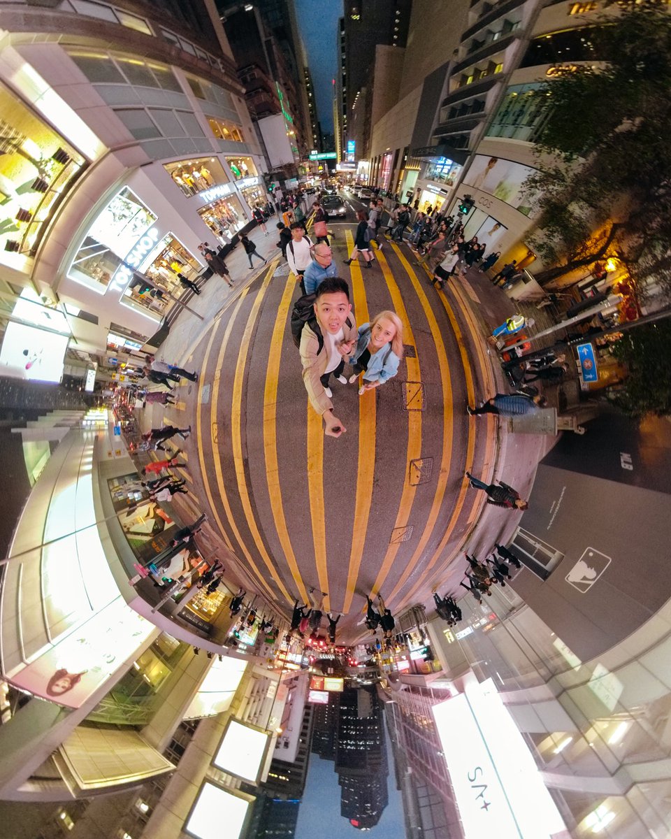 iamtimchung's tweet photo. Redefining the selfie game while exploring through the hustle and bustle of Hong Kong. 

📍@discoverhk
📷@GoPro @GoProUK 

#iamexploring
#hongkong

https://t.co/gXuHns4NCC https://t.co/dKTcz7qiTN