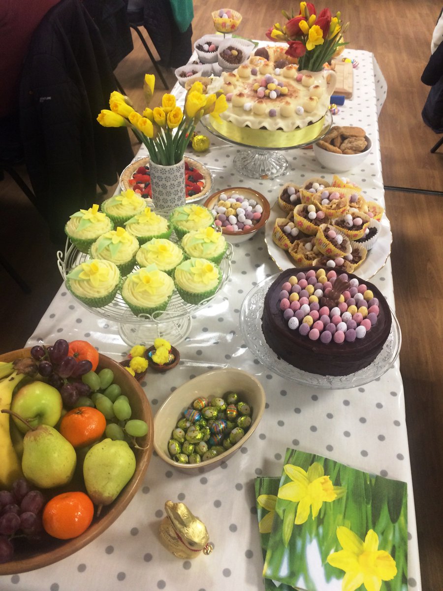 ForestEstateHub's tweet photo. Easter Day lunch with friends and family. Join us for our next community lunch on Sunday 6th May at 1 pm.  No need to book just turn up ready to feast. https://t.co/p75B7jMYOx