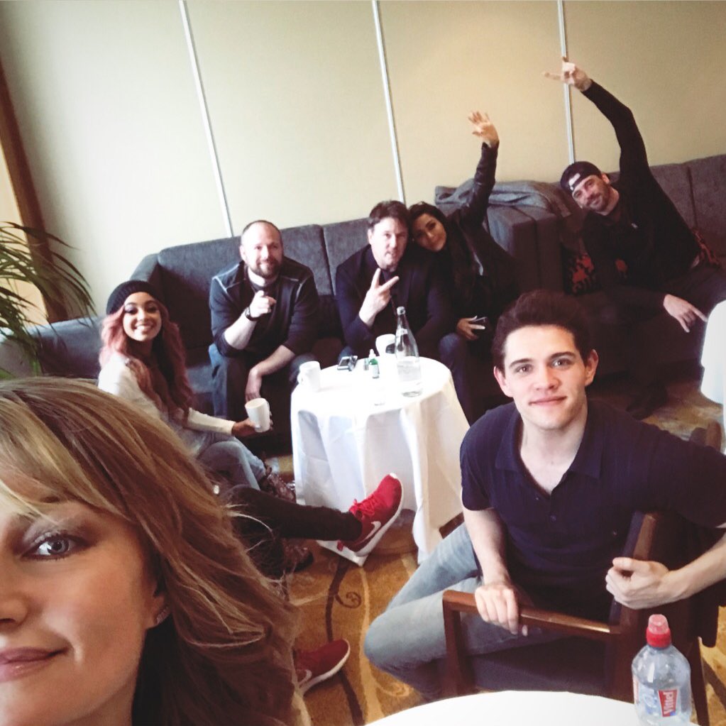 madchenamick tweet picture