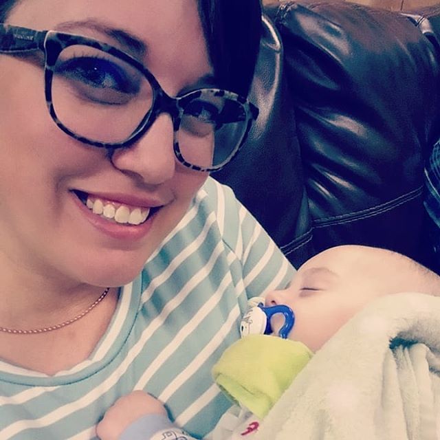 Shelbotzky's tweet photo. I has sleeping baby!!! 😍 https://t.co/EKJSOV1CsR https://t.co/BrEW4Ntx8e