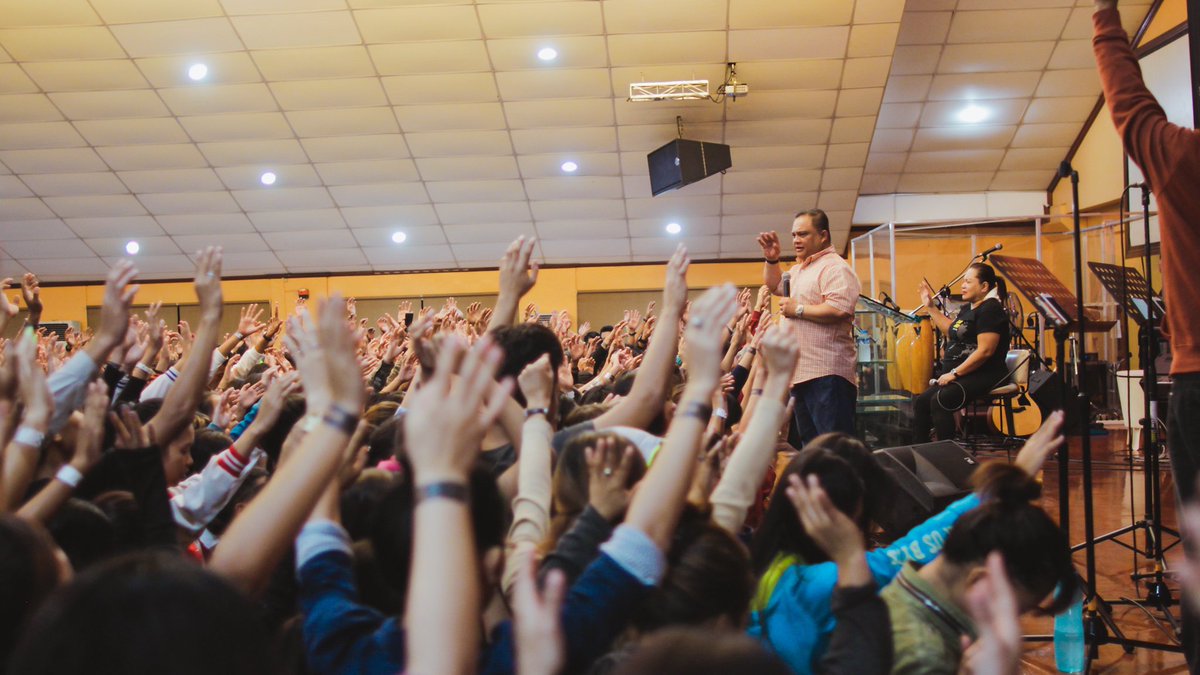 ImDigitalArch's tweet image. I am so blessed to see my generation so hungry for Jesus! This is just the beginning as we continue to contend for our nation and our generation! #FreshFireCebu2018 #IsThereNotACause