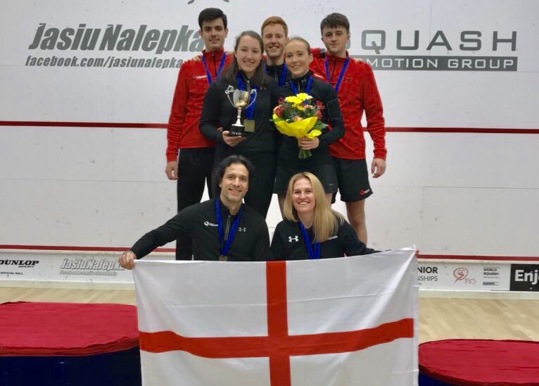 englandsquash's tweet photo. They’ve done it! 🏆🏴󠁧󠁢󠁥󠁮󠁧󠁿 

#England have beaten France to claim the European Under 19 Team title for the ninth year in a row 🙌 

Massive congratulations to Tom, Lucy, Nick, Curtis &amp; Alice! 👏 

#Squash #Champions #FutureStars #Proud https://t.co/pho1N3IbVm