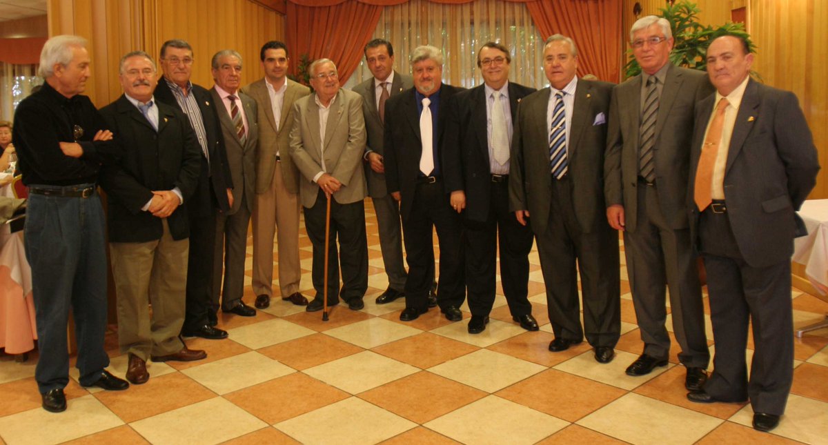 NOTICIA de ESPLENDOR que te quiere Recordar la PLATAFORMA DEL CENTENARIO del Alicante CF. Para leer la Noticia ahora entra en el siguiente enlace :
centenarioceleste.com/2018/04/01/rec…