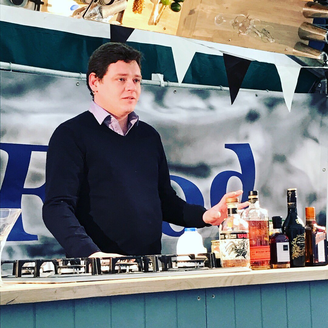 WineChapter's tweet image. We had a great time @YorkChocFest this afternoon making some delicious #chocolate #cocktails! Happy Easter! @YorkFoodFest @VisitYork