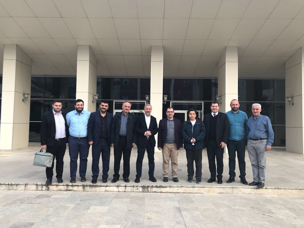 YukselKantar's tweet photo. Bugün sayın @keremalkin ve Ankara milletvekilimiz Aydın Ünal hocamız #siyasetakademisi bilgi paylaşımı programımızda #artvinde dinleme fırsatı bulduk, çok istifade ettik. Teşekkürler https://t.co/IisANNqdzg