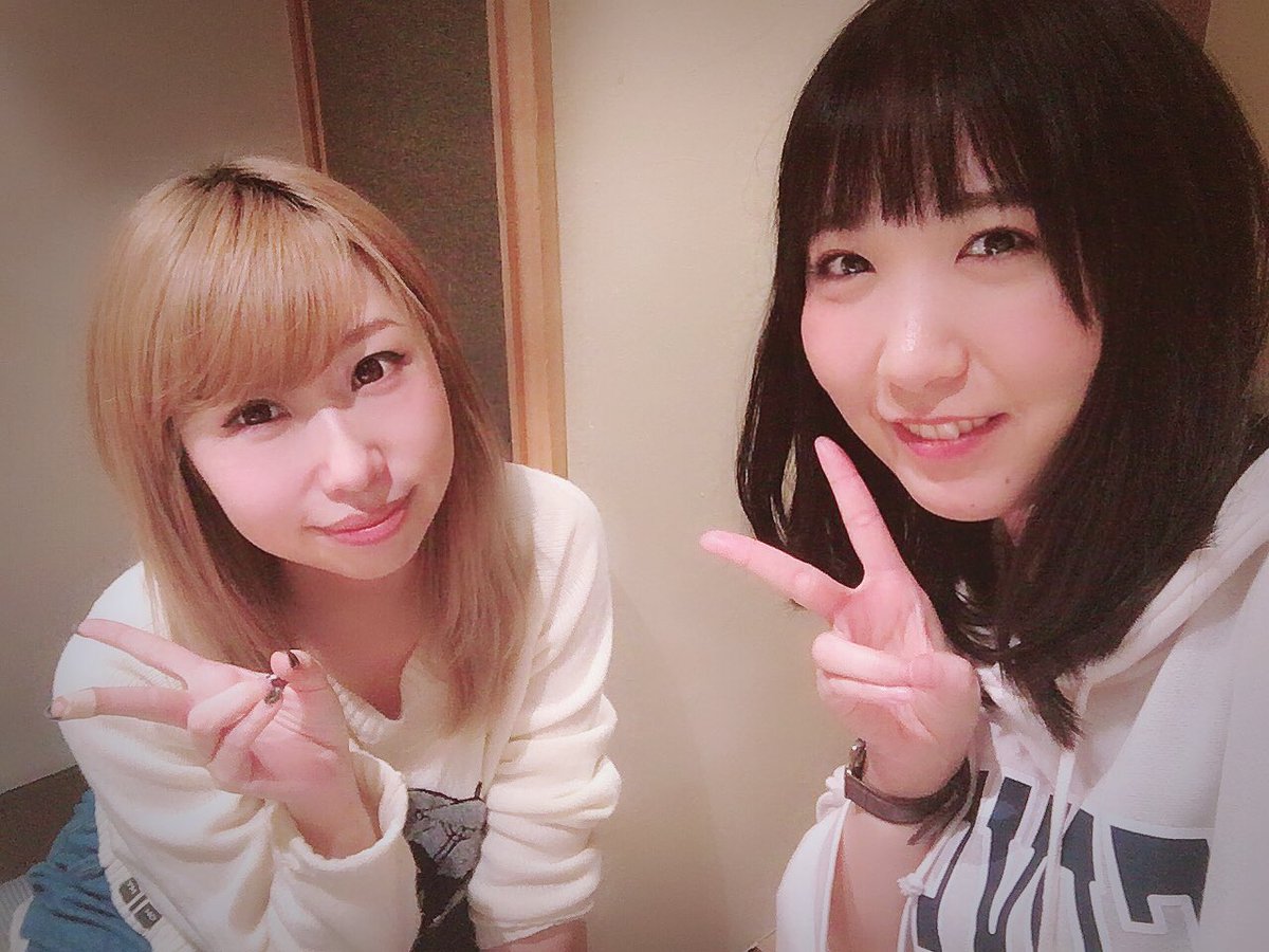 井澤佳の実 Iza World A Twitter Line Liveお付き合いくれた方ありがとうございました あの後 話し続け シメパフェして 結局午前様で この私が締めでパフェて 笑 キラキラ王子のチョコレートティー 忘れたけど 美味しかったよ 毎週日曜日の楽しみ