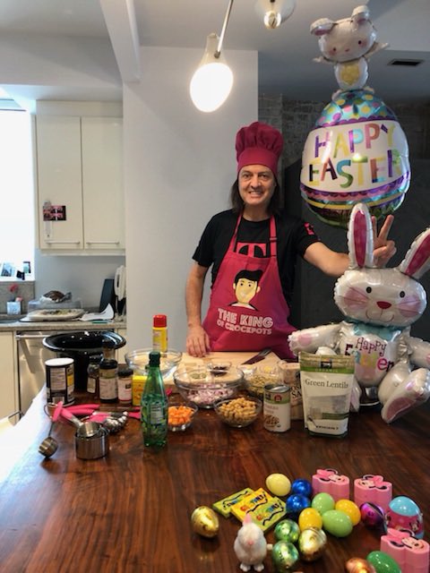 JohnLegere's tweet photo. Who’s ready for #slowcookersunday - Easter Edition?! I am!! Head to my Facebook page now! https://t.co/DCjtpJeong
