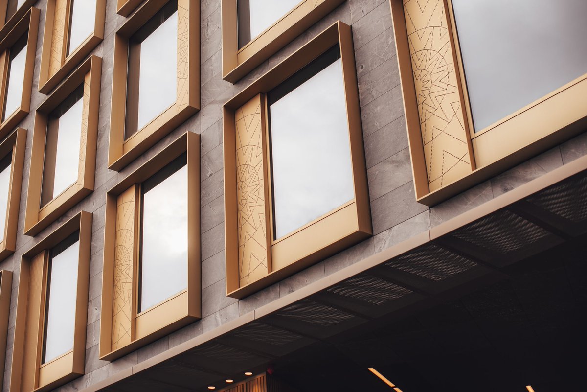 create28studio's tweet image. Interesting window design at the Carlsberg Museum!