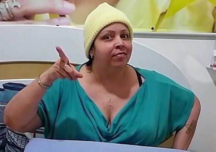 sailorkeyfy's tweet image. Felizmente Carlinhos Brown sensato votando na Talita, diferente do público que vota por chororô #TheVoiceKidsBr