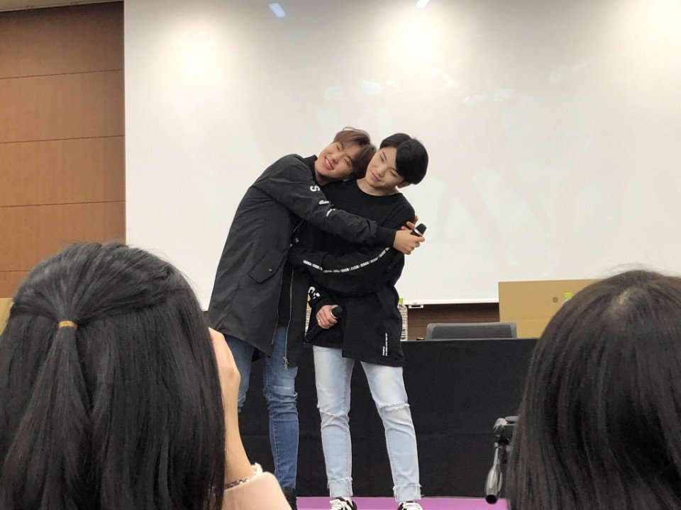 너라면 그것도 괜찮을 것만 같아서.

/새벽 세시