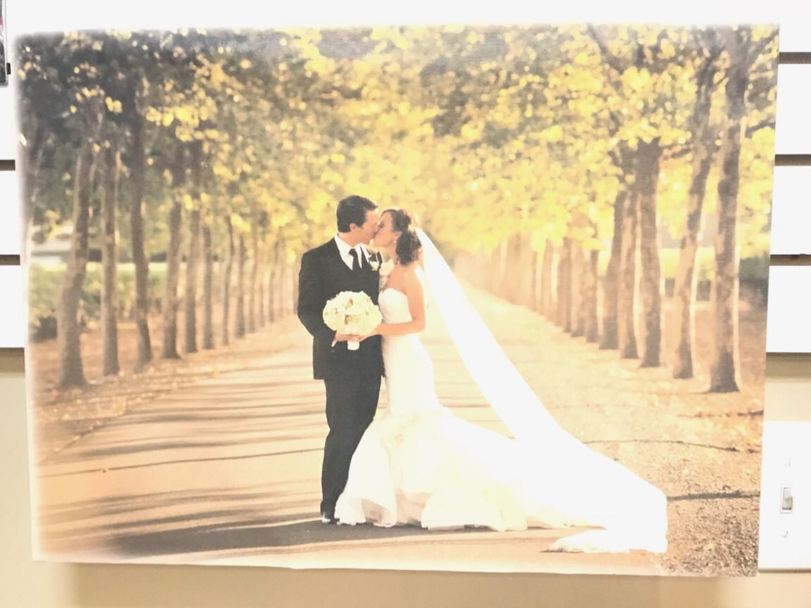 CastleHillsEmb's tweet photo. Make memories last forever with canvas printing! 💘 

#sanantonio #texas #canvas #pictures #shoplocal #shopsmall #smallbusiness #memories #embroidery #monogram #personalized #customized #family #weddingphotography https://t.co/e4kS5zsX8u