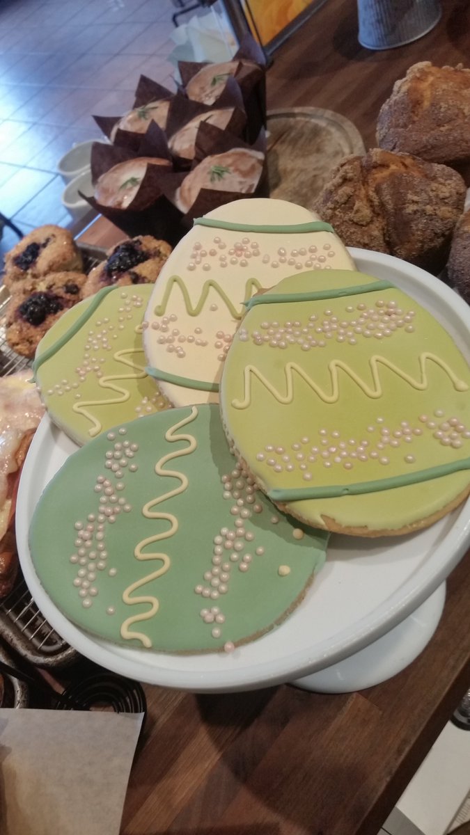 hmoonkitchen's tweet photo. #HappyEaster! Come out and enjoy two different delicious #EggsBenedict on #special today! Or a beautiful Easter egg #cookie and #BlueberryThyme #lemonade! Tonight- we have a #HamDinner! https://t.co/b0rwiNApg4