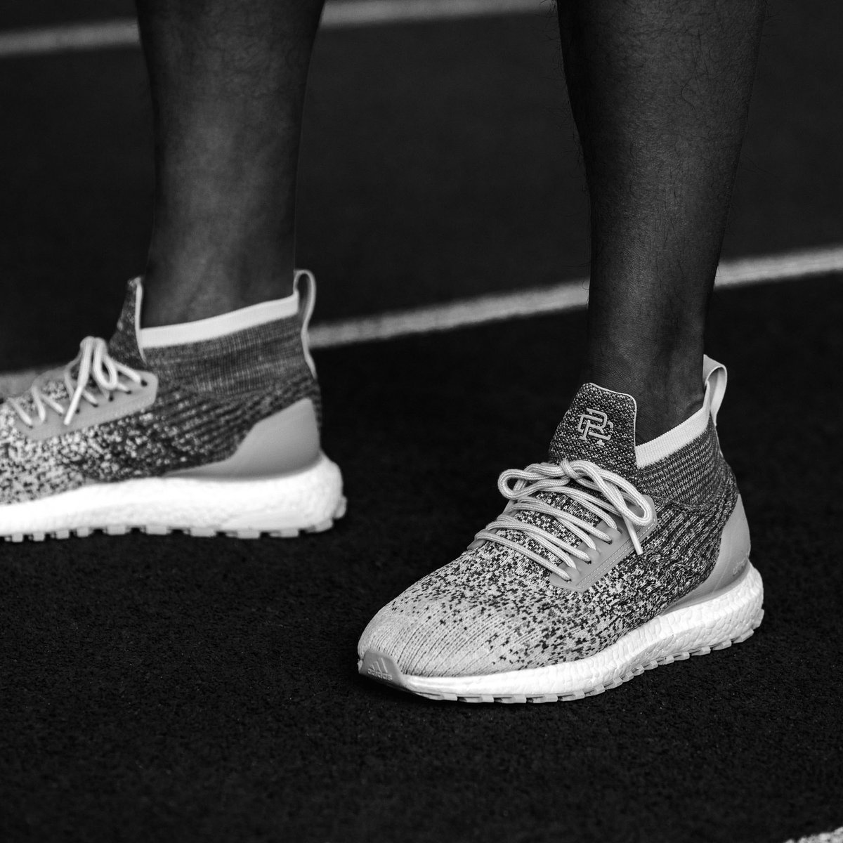 ultra boost all terrain reigning champ