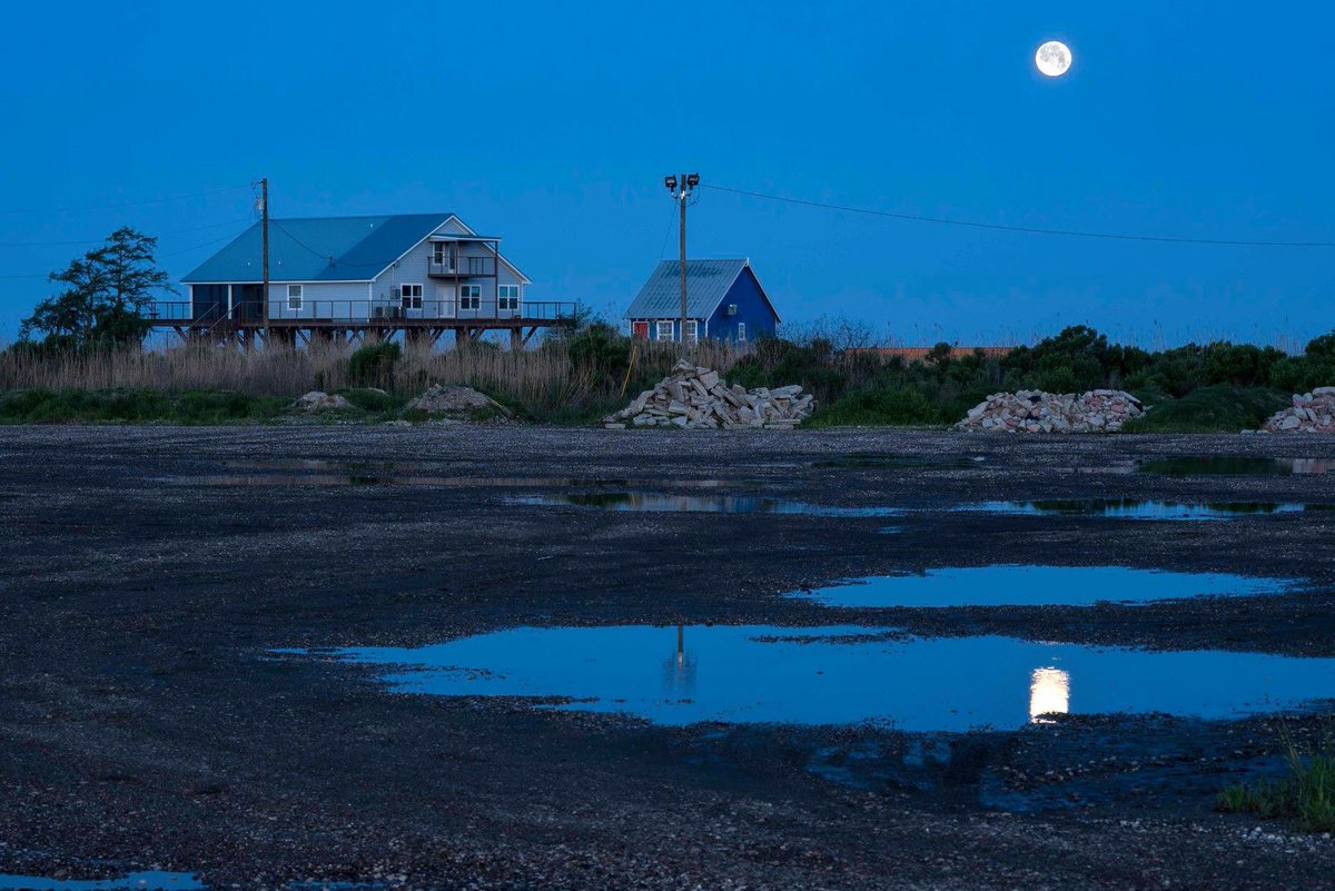 Moon over Madisonville #Louisiana #fullmoon #bluemoon #SonyAlpha