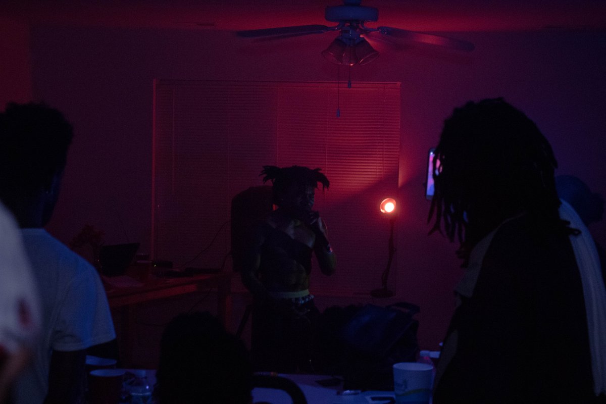Rey_Morado's tweet photo. #WAV5 was fye as hell π πΈ:@camnimbus | @svnthltr https://t.co/NDJ6NrYLdS