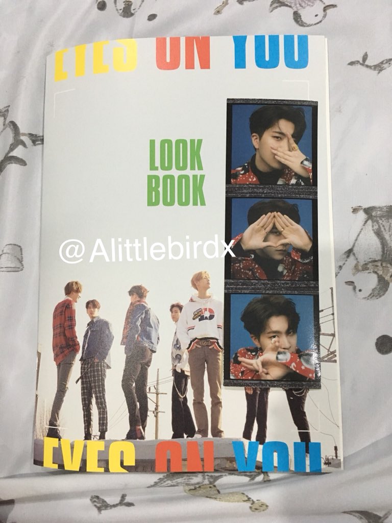Alittlebirdx's tweet photo. 💚ขาย Look Book 70฿
สติ๊กเกอร์ยองแจ 100฿
ทั้งเซ็ท 150฿ รวมส่งลทบ.
(มี2เซ็ท) สนใจDM
#GOT7 #EyesOnYou #LOOK #ตลาดกัซ #ตลาดนัดอากาเซ #LookGOT7 #GOT7WorldTour2018InBangkok #Youngjae https://t.co/eGYSnxt1aS
