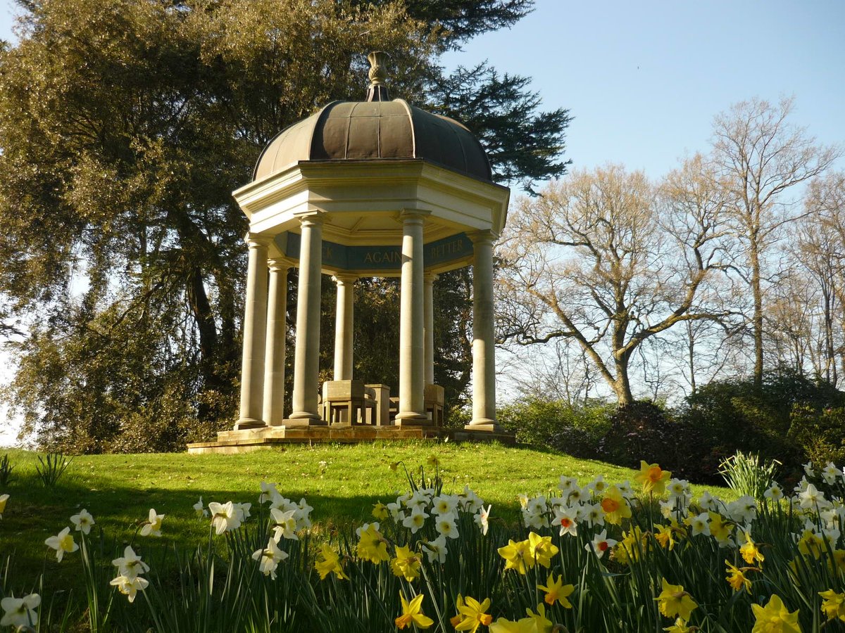 Happy Easter everyone!

#weddingvenue #WeddingVenues #southdowns