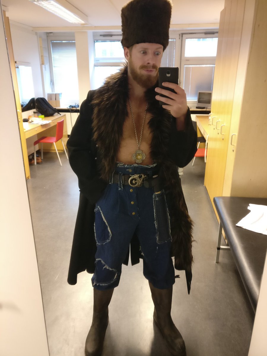 BarnabyRea's tweet photo. This Easter evening one shall be indulging in a terrifically cheery π¬ #premiere of #Houseofthedead at #OperFrankfurt .... well, either that or I'm filming a hip hop video in a Siberian Prison π€ #RussianFlavorFlav #lostmyshirt https://t.co/3e5RAPcaid