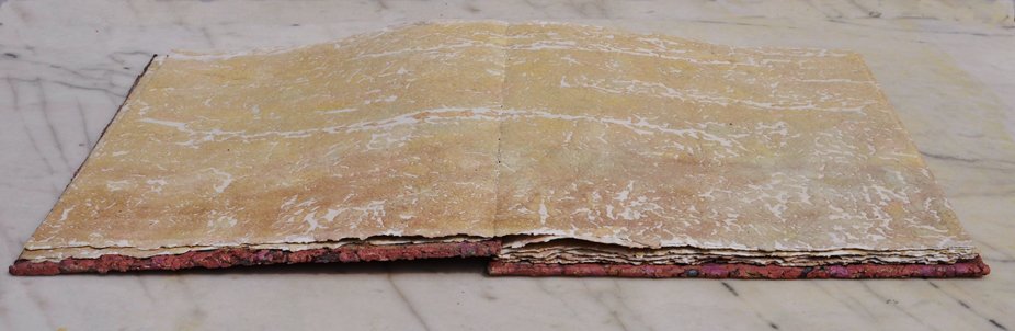 hsp6605's tweet photo. 17-3    47.5*60.5*4cm   handmie paper  wooden panels  water based pigments  2017 https://t.co/K18aGndaZN