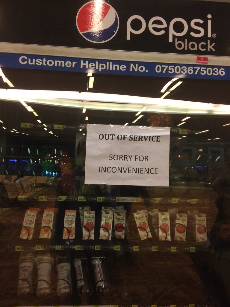 HBIndia's tweet photo. Yeah I'm sure you are sorry. Can't bring drinks into the gate and can't buy them in the gate either. https://t.co/H5w3FnjnjK