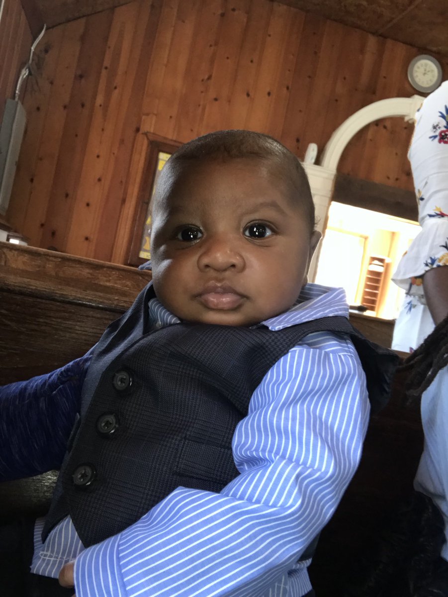 daMuddMadeME's tweet photo. Happy Easter from my shorty 🐇💙 #Mrsharp😎🙏🏾 https://t.co/vWzNR0X6Bq