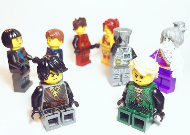 blackxoni's tweet photo. After SoG is still unchanged. #Ninjago https://t.co/0E6FuHwEwO