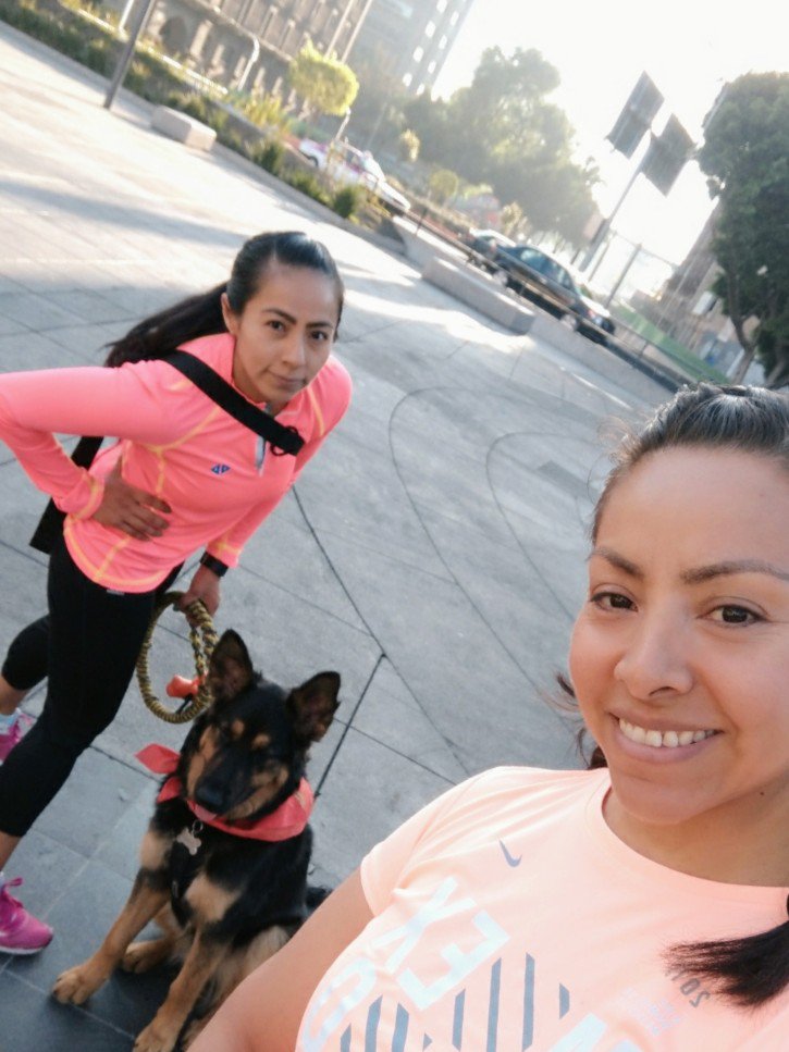correkukis's tweet photo. Domingo de pascua, de trote de café, sonrisas y libertad. #HappyKika #KikaBigu #AcideRunner #TheTimeOfMyLife https://t.co/tSF96iQEgM