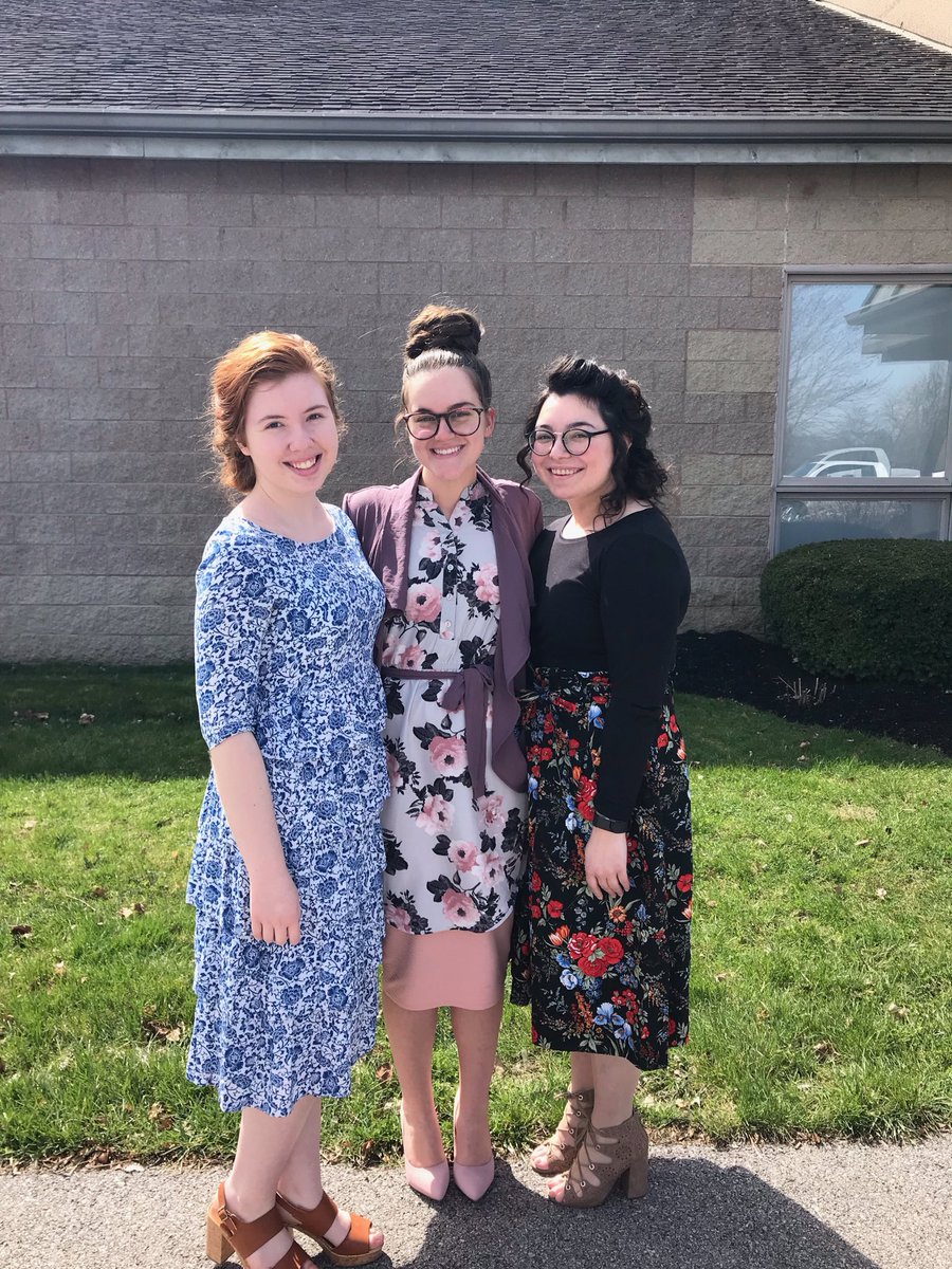 brooke_pellum's tweet photo. Two of my Urshan buddies! So glad I got to spend a little time with them today, fall can't come soon enough!❤️ https://t.co/BUw6JrXAOp