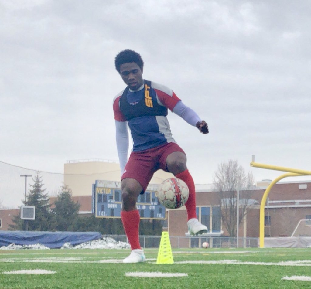 kobortkoffa's tweet image. Some play cause they HAVE something to prove, others play cause they WANNA prove something! 🤫⚽️🏃🏾‍♂️🙏 #kobortkoffa #backfrominjury #freeagent4now #readytoplay