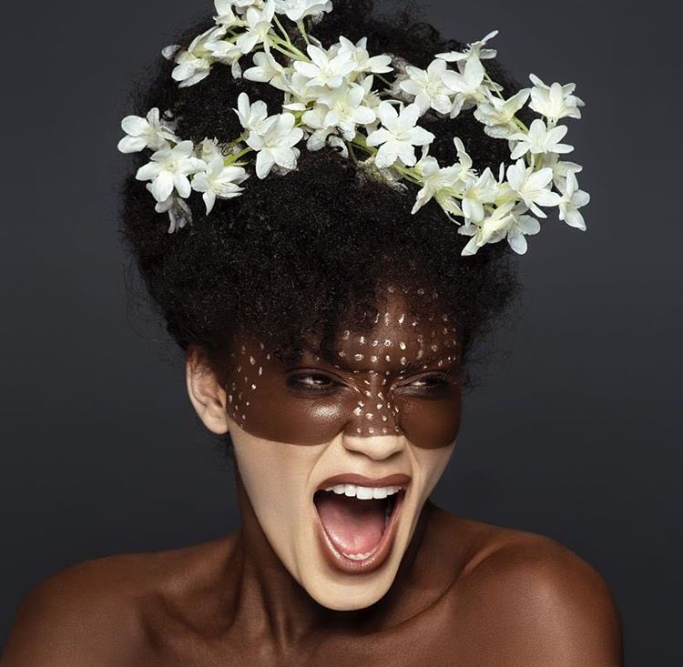 SaphoTheActivst's tweet image. This pic!! Art direction👌🏽 #designwins