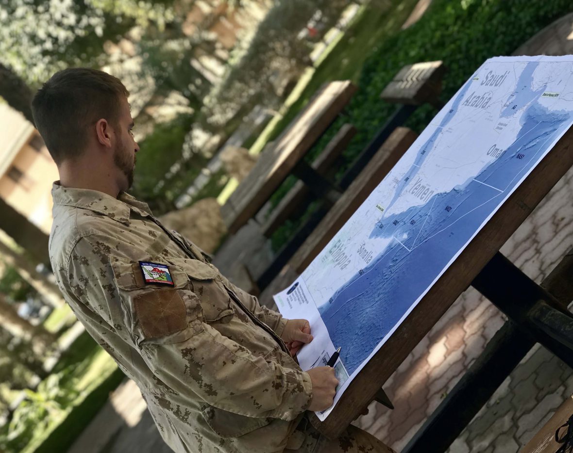 CanadianForces's tweet image. #OpARTEMIS is Canada’s direct contribution to CTF 150, one of the three naval task forces working under the 32-nation coalition of the Combined Maritime Forces. Read more at the #MapleLeaf: ml-fd.caf-fac.ca/en/2018/03/113…